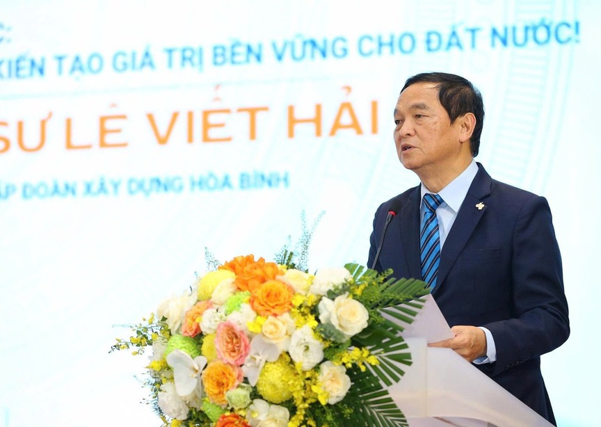 Chủ tịch HĐQT CTCP Tập đoàn Xây dựng Hòa Bình Lê Viết Hải. Nguồn ảnh: Internet Chủ tịch HĐQT CTCP Tập đoàn Xây dựng Hòa Bình Lê Viết Hải. Nguồn ảnh: Internet