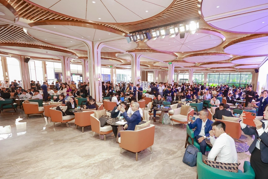 Giữ vững sức hút, The Privé khuấy động thị trường căn hộ hạng sang trung tâm TP.HCM- Ảnh 1.