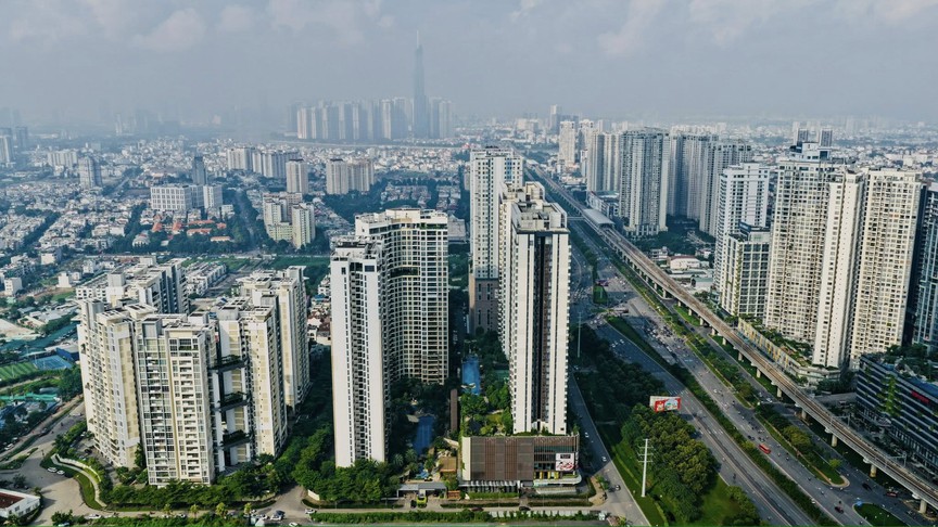 Thanh khoản căn hộ TP.HCM tăng mạnh, thị trường vẫn "khát” nguồn cung- Ảnh 1.