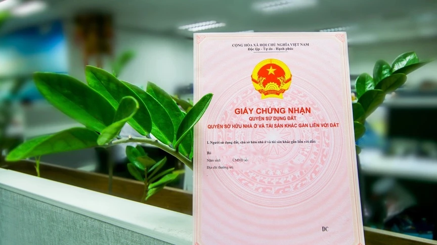 Theo Luật Đất đai, nhà ở cũng là tài sản chung của vợ chồng nếu được mua bằng tiền của cả hai vợ chồng. Ảnh minh họa