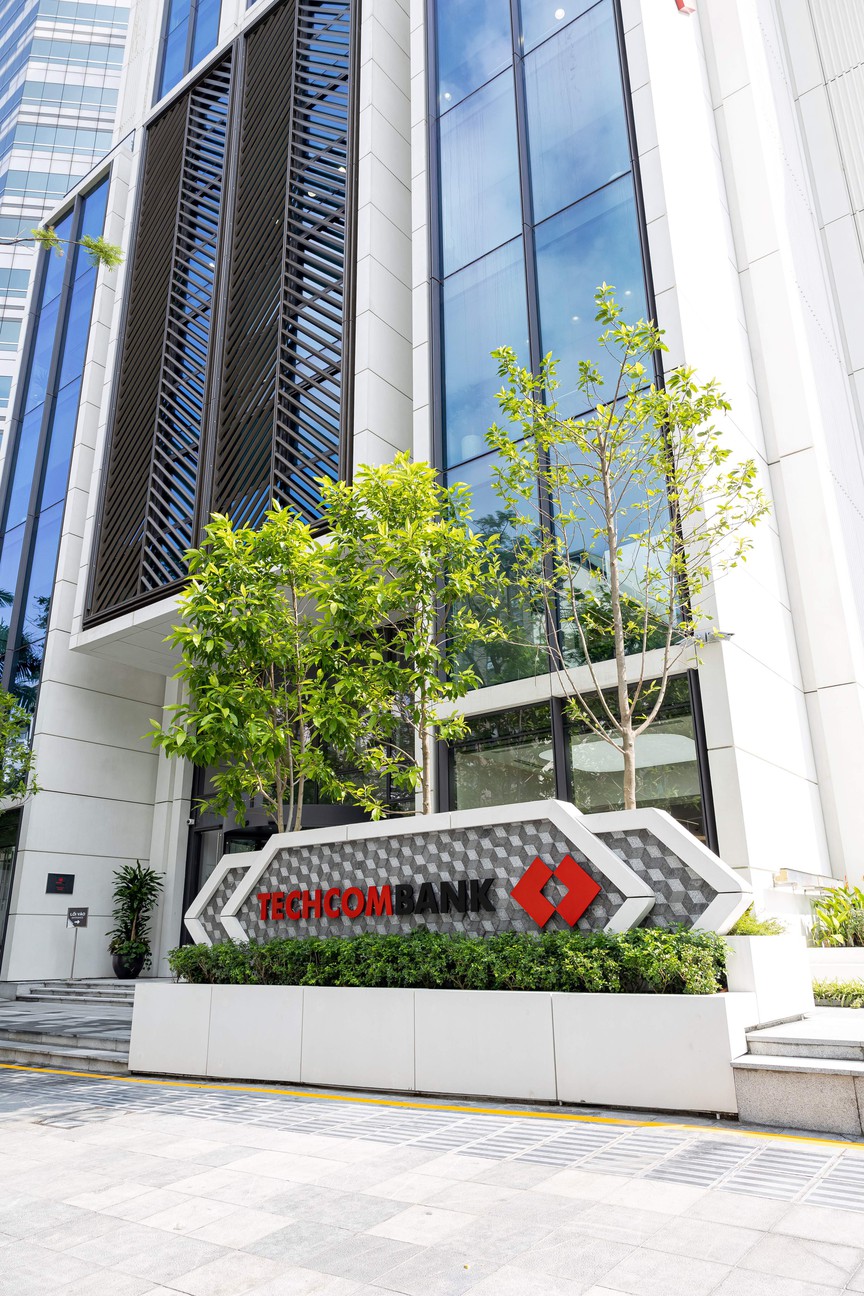 Techcombank secures higher rating from both Fitch Ratings and S&P Global- Ảnh 2.