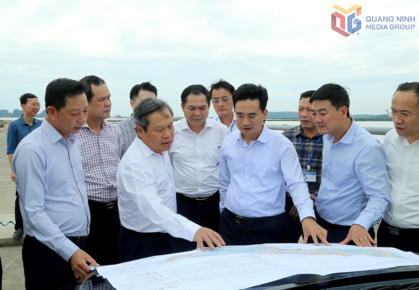 Quảng Ninh thúc đẩy tiến độ siêu dự án Hạ Long Xanh gần 18 tỷ USD của Vingroup- Ảnh 2. Quảng Ninh thúc đẩy tiến độ siêu dự án Hạ Long Xanh gần 18 tỷ USD của Vingroup- Ảnh 2.