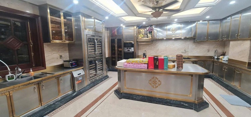 Căn biệt phủ 4.000m2 giữa lòng TP của vợ chồng Mailisa: Mất 5 năm xây dựng, toàn bằng gỗ quý với nội thất xa hoa đắt đỏ- Ảnh 4.