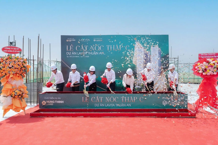 Lavita Thuan An cất nóc Block C, bước tiến mới của dự án trọng điểm khu Đông Bắc TP.HCM- Ảnh 1. Lavita Thuan An cất nóc Block C, bước tiến mới của dự án trọng điểm khu Đông Bắc TP.HCM- Ảnh 1.