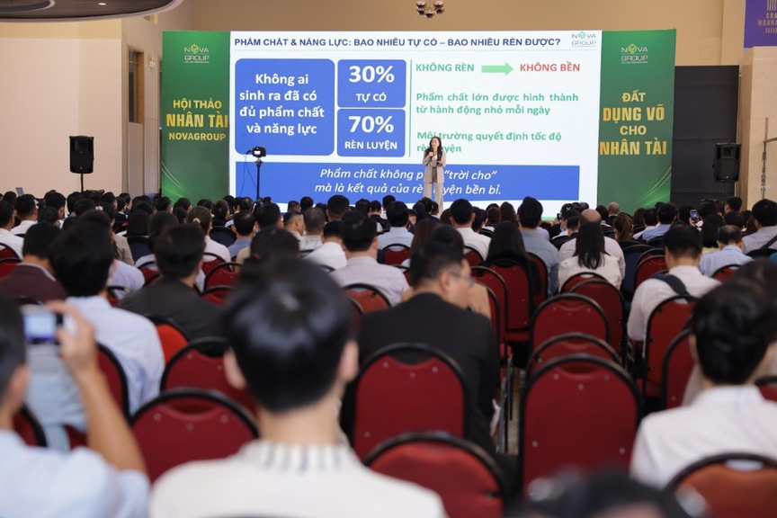 Sau tái cơ cấu, NovaGroup mở đợt tuyển dụng hơn 1.000 nhân sự- Ảnh 1. Sau tái cơ cấu, NovaGroup mở đợt tuyển dụng hơn 1.000 nhân sự- Ảnh 1.