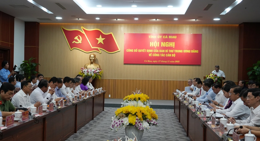 Chủ tịch UBND tỉnh Vĩnh Long giữ chức Phó Bí thư Tỉnh ủy Cà Mau- Ảnh 2. Chủ tịch UBND tỉnh Vĩnh Long giữ chức Phó Bí thư Tỉnh ủy Cà Mau- Ảnh 2.