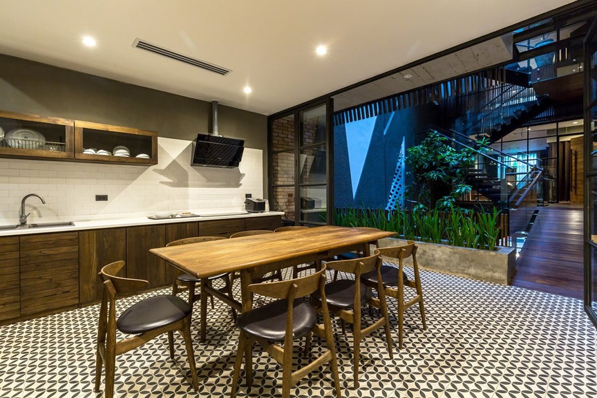 Chọn sống chậm và bình yên trong căn nhà theo triết lý Wabi-sabi giữa lòng phố thị- Ảnh 6. Chọn sống chậm và bình yên trong căn nhà theo triết lý Wabi-sabi giữa lòng phố thị- Ảnh 6.