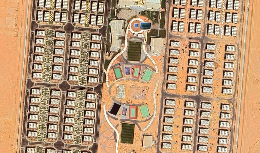 Tiến độ xây dựng siêu dự án dài 170km xuyên sa mạc, 100 năm mới lấp đầy 9 triệu cư dân 
- Ảnh 2.