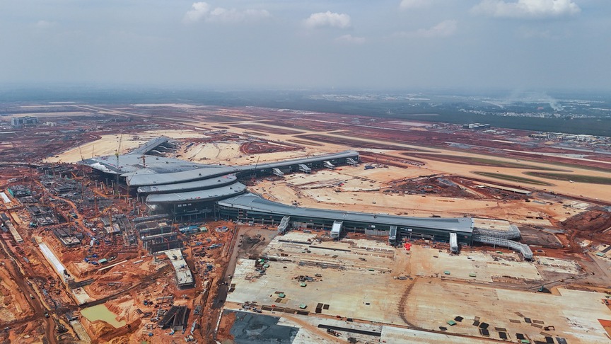 Mãn nhãn với loạt ảnh siêu sân bay lớn nhất Việt Nam, lọt TOP quy mô thế giới trước khi bước vào thời khắc lịch sử- Ảnh 14. Mãn nhãn với loạt ảnh siêu sân bay lớn nhất Việt Nam, lọt TOP quy mô thế giới trước khi bước vào thời khắc lịch sử- Ảnh 14.