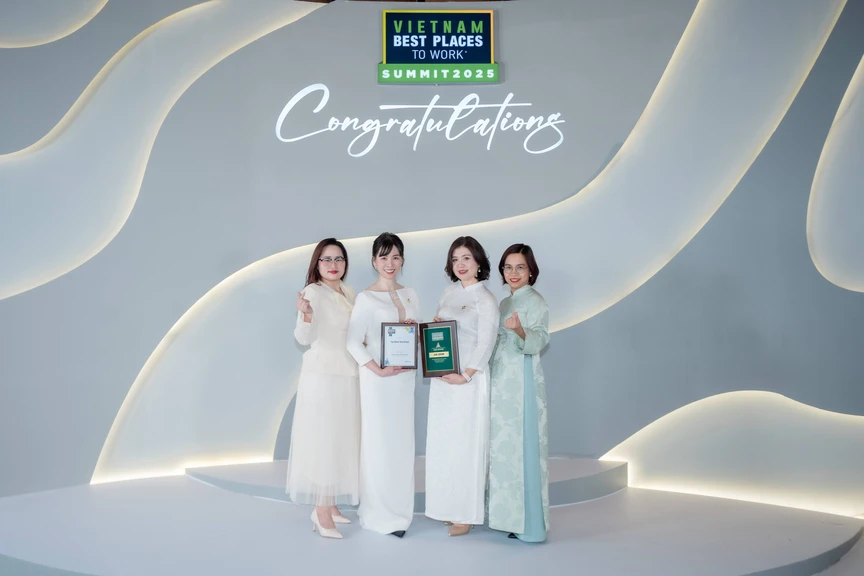 Sun Group lần thứ 6 lọt Top 100 Nơi làm việc tốt nhất Việt Nam 2025- Ảnh 1.