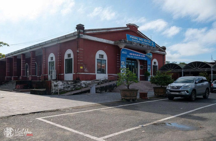 Nhà ga hơn trăm tuổi lâu đời bậc nhất Việt Nam, được xây từ thời Pháp thuộc vừa trở thành biểu tượng du lịch mới của vùng đất cố đô- Ảnh 9.