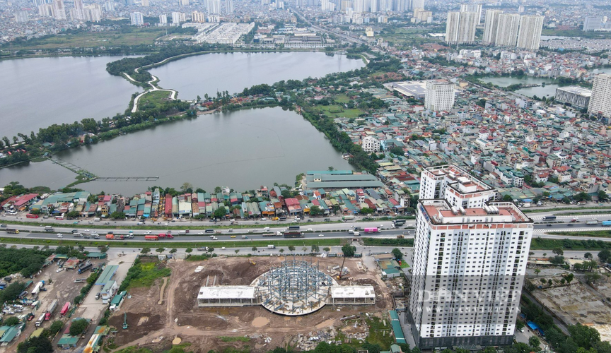 Bến xe khách thứ 7 hiện đại nhất Hà Nội sau 6 tháng khởi công: Dần lộ diện, sẽ đi vào hoạt động vào năm sau- Ảnh 1.