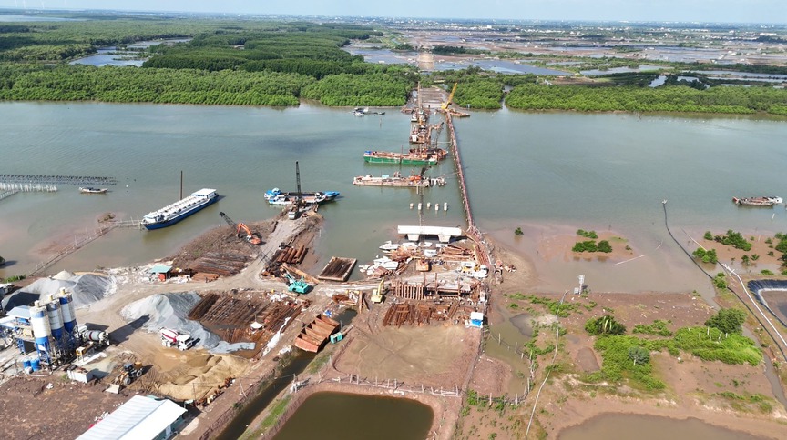 Cây cầu hơn 2.000 tỷ trên trục ven biển phía Đông ĐBSCL đón tin vui lớn- Ảnh 3.