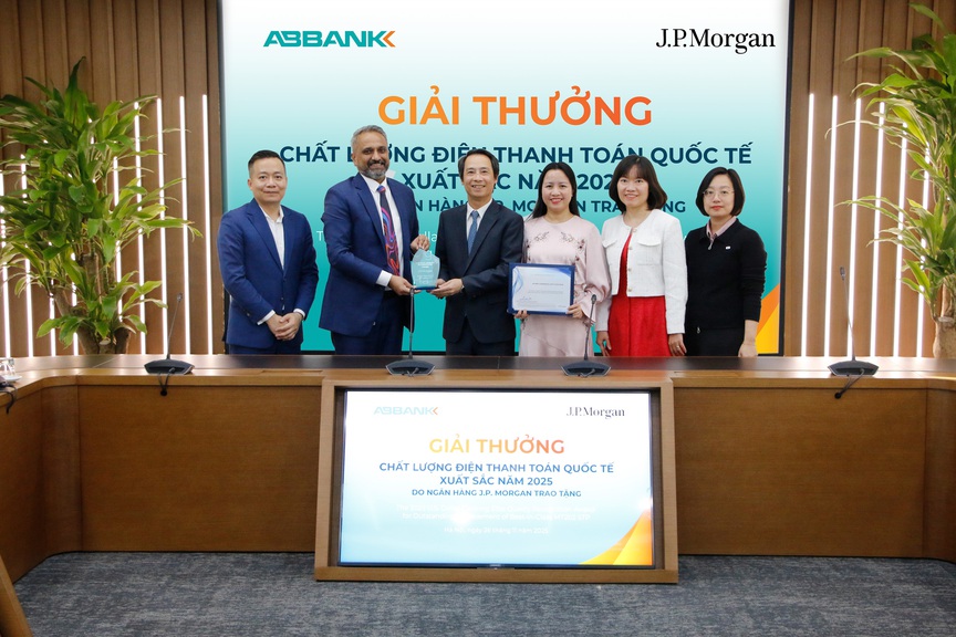 Hai năm liên tiếp ABBANK được J.P. Morgan vinh danh chất lượng điện thanh toán quốc tế xuất sắc- Ảnh 1.