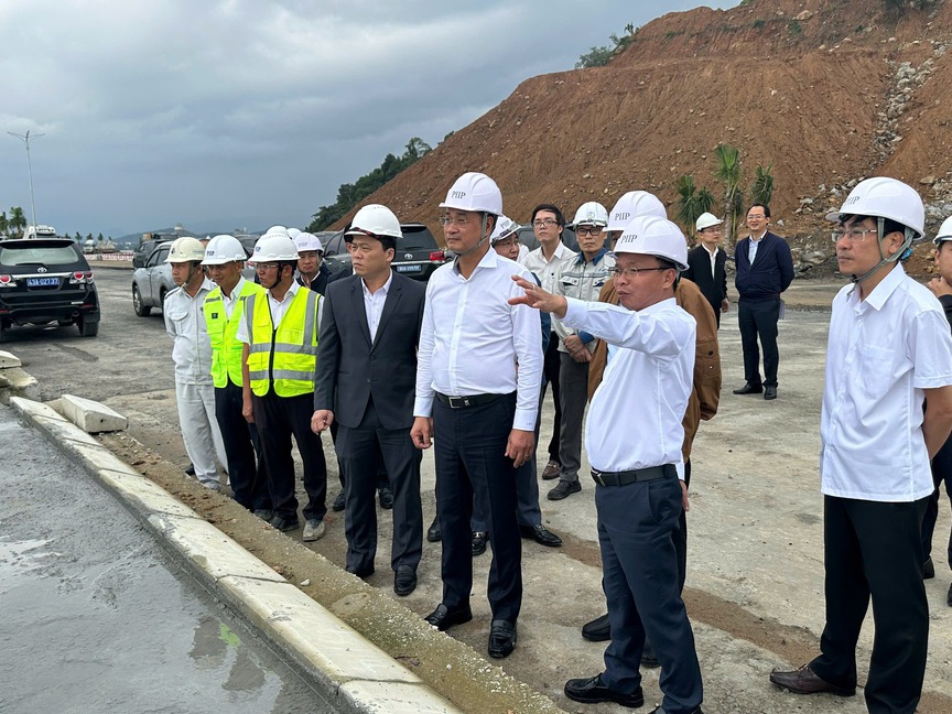 TP lớn nhất cả nước sẽ nâng tầm siêu cảng lớn nhất khu vực miền Trung trở thành trung tâm logistics quốc tế- Ảnh 1. TP lớn nhất cả nước sẽ nâng tầm siêu cảng lớn nhất khu vực miền Trung trở thành trung tâm logistics quốc tế- Ảnh 1.