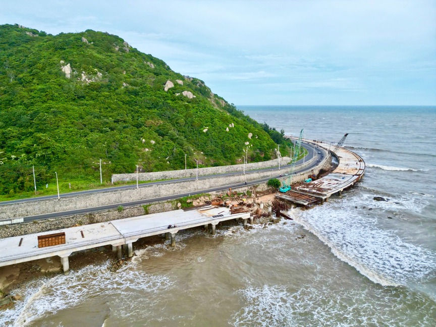 Tuyến đường ven biển 7.000 tỷ kết nối TP. HCM với tỉnh rộng nhất Việt Nam tín hiệu tích cực sau hơn 2 năm khởi công- Ảnh 1.