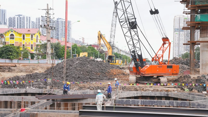 Nút giao hơn 2.300 tỷ được xem 'trục xương sống' trong hệ thống vành đai của Thủ đô đón tin vui lớn- Ảnh 4. Nút giao hơn 2.300 tỷ được xem 'trục xương sống' trong hệ thống vành đai của Thủ đô đón tin vui lớn- Ảnh 4.