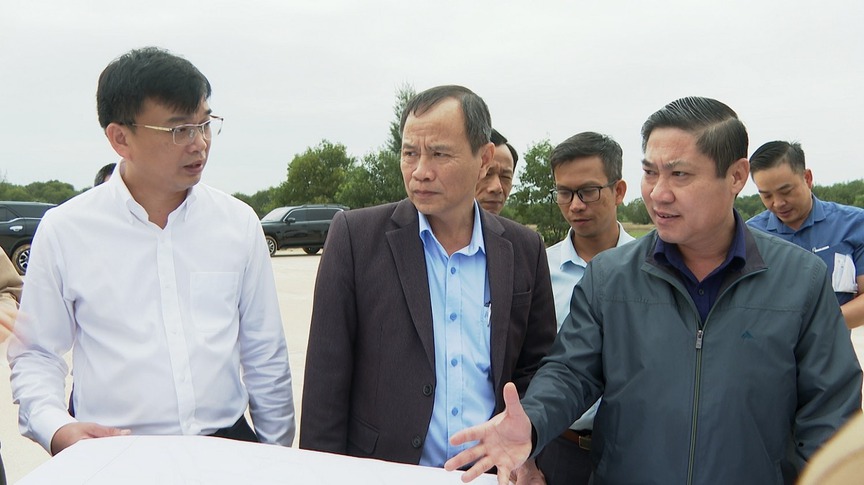 Hình ảnh tại buổi làm việc. Nguồn ảnh: Báo Đà Nẵng Hình ảnh tại buổi làm việc. Nguồn ảnh: Báo Đà Nẵng