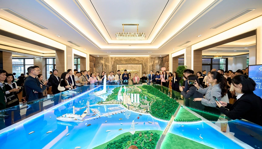 Mục sở thị căn hộ mẫu hướng vịnh Hạ Long vừa khai trương của Sun Group- Ảnh 1. Mục sở thị căn hộ mẫu hướng vịnh Hạ Long vừa khai trương của Sun Group- Ảnh 1.