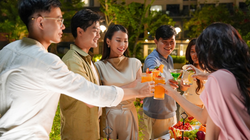 Nền kinh tế trải nghiệm và sự trỗi dậy của không gian sống hàng hiệu- Ảnh 2.