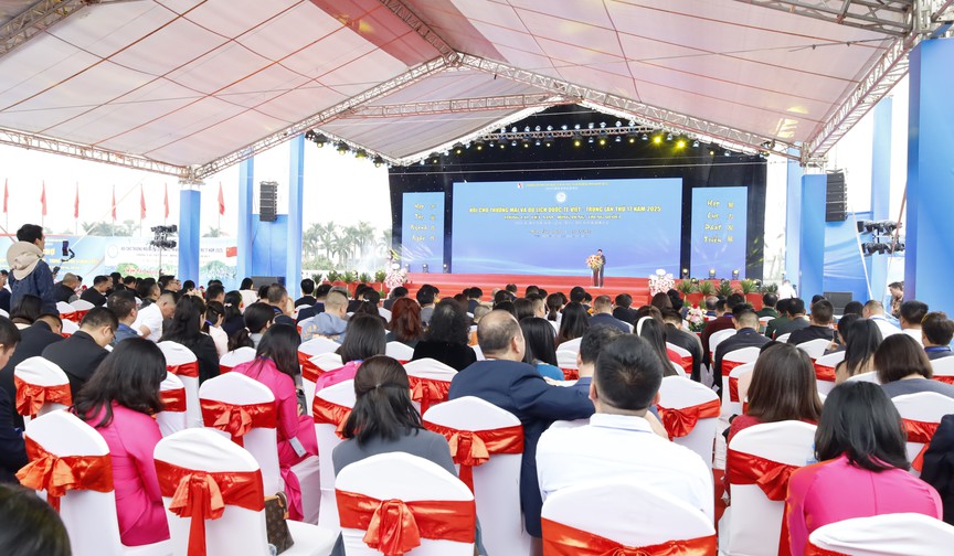 Quảng Ninh: Khai mạc Hội chợ Thương mại và Du lịch quốc tế Việt – Trung lần thứ 17- Ảnh 1.