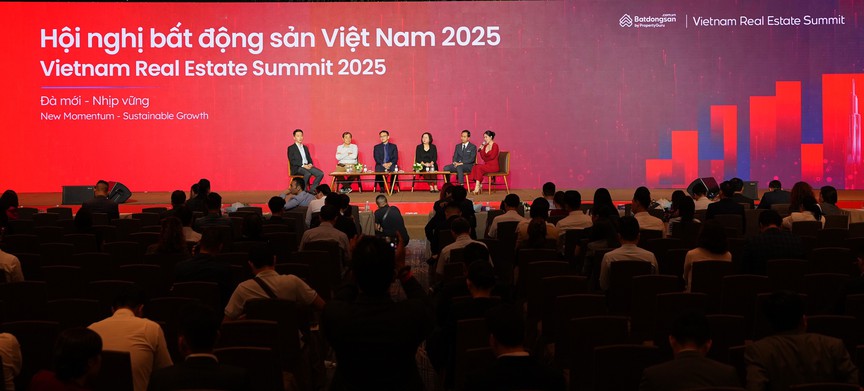 Thị trường bất động sản năm 2025 mang gam màu sáng- Ảnh 1. Thị trường bất động sản năm 2025 mang gam màu sáng- Ảnh 1.