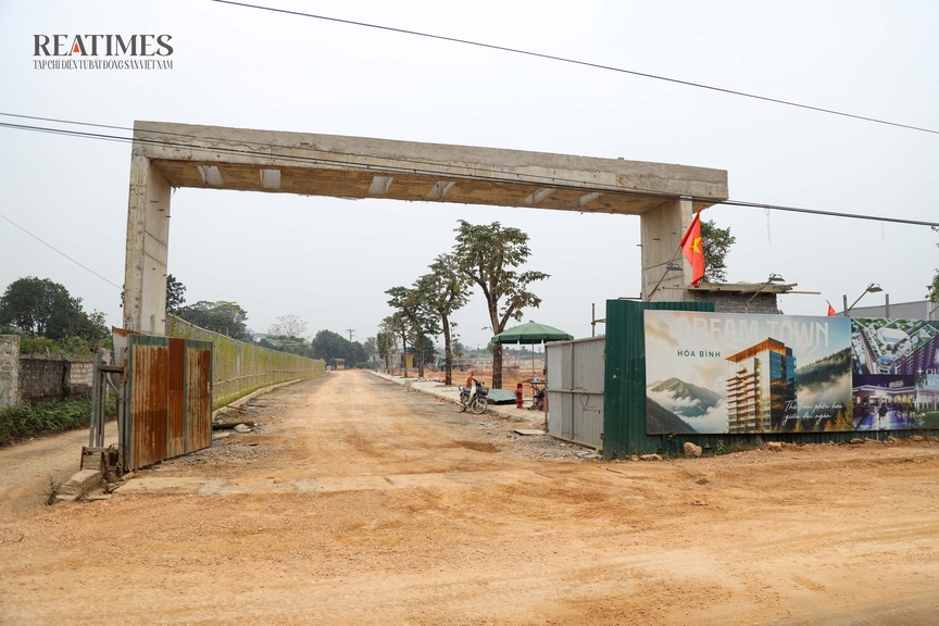 Cận cảnh dự án Dream Town Hòa Bình chưa xong hạ tầng đã được rao bán rầm rộ- Ảnh 7.