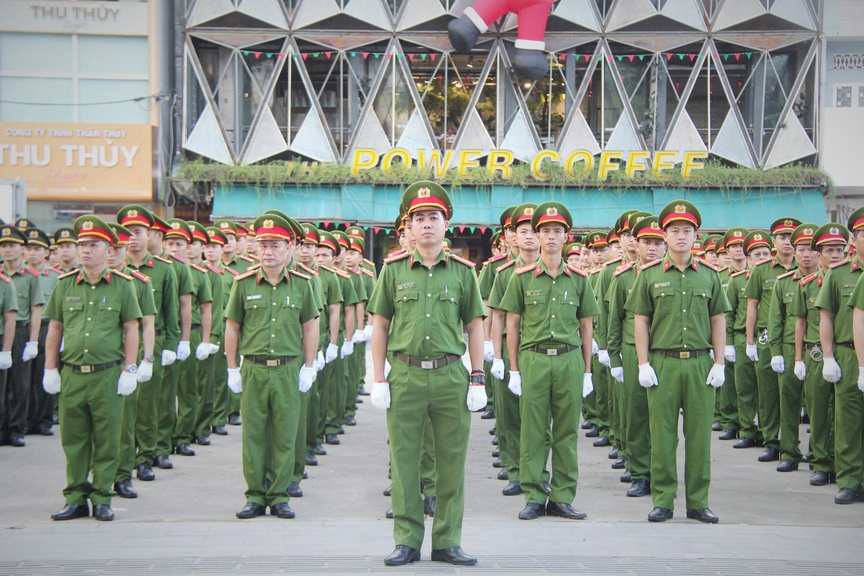 TP. Đà Nẵng: Lực lượng Công an mở đợt cao điểm siết chặt kỷ cương trên mọi lĩnh vực- Ảnh 7. TP. Đà Nẵng: Lực lượng Công an mở đợt cao điểm siết chặt kỷ cương trên mọi lĩnh vực- Ảnh 7.