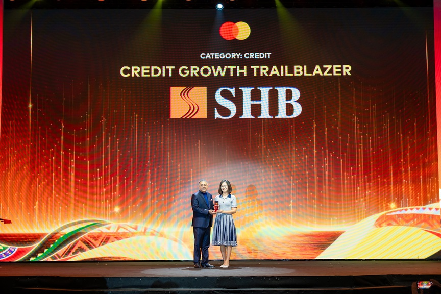 SHB nhận “cú đúp” giải thưởng từ Mastercard cho thẻ tín dụng cá nhân và doanh nghiệp 2025- Ảnh 1. SHB nhận “cú đúp” giải thưởng từ Mastercard cho thẻ tín dụng cá nhân và doanh nghiệp 2025- Ảnh 1.