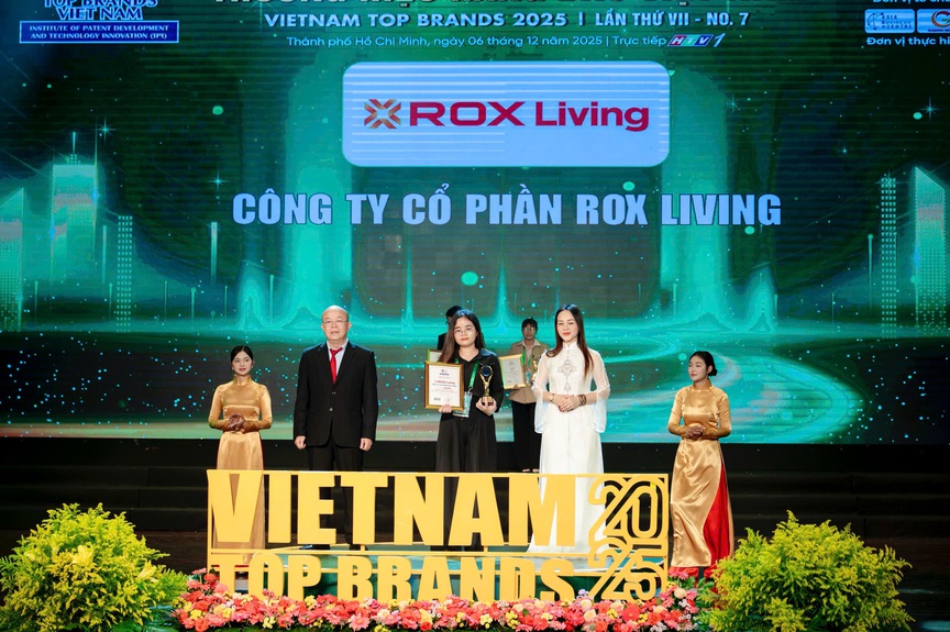 ROX Living được vinh danh “Top 10 Thương hiệu phát triển Bất động sản hàng đầu Việt Nam”- Ảnh 1. ROX Living được vinh danh “Top 10 Thương hiệu phát triển Bất động sản hàng đầu Việt Nam”- Ảnh 1.