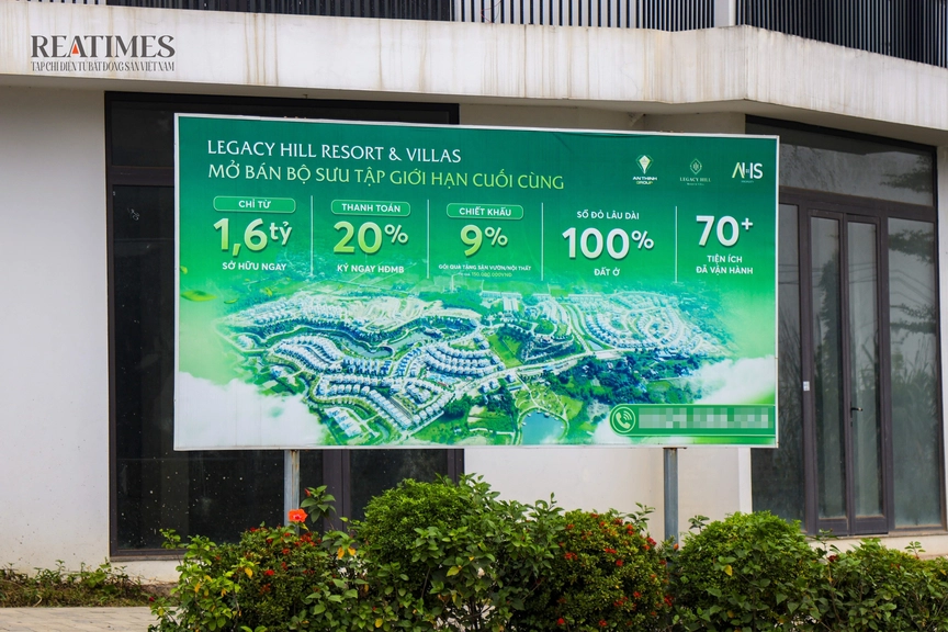 Cỏ dại mọc trong biệt thự, nhà phố không người tại khu đô thị Legacy Hill Hòa Bình- Ảnh 15. Cỏ dại mọc trong biệt thự, nhà phố không người tại khu đô thị Legacy Hill Hòa Bình- Ảnh 15.