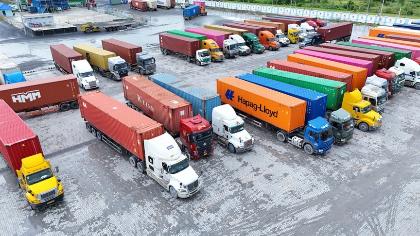 Cảng cạn Tân Cảng - Mộc Bài tại tỉnh Tây Ninh chính thức được đưa vào vận hành. Nguồn ảnh: Báo Tây Ninh Cảng cạn Tân Cảng - Mộc Bài tại tỉnh Tây Ninh chính thức được đưa vào vận hành. Nguồn ảnh: Báo Tây Ninh