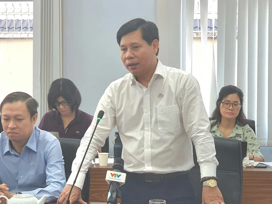 TP.HCM: Sau một năm vận hành, metro số 1 trở thành phương tiện đi lại thường xuyên, không còn là trải nghiệm- Ảnh 1. TP.HCM: Sau một năm vận hành, metro số 1 trở thành phương tiện đi lại thường xuyên, không còn là trải nghiệm- Ảnh 1.