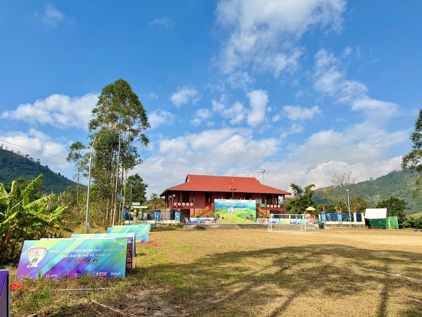 Quảng Ninh: Từ 3 - 7/12 sẽ diễn ra Giải Bóng đá nữ các dân tộc thiểu số- Ảnh 1.