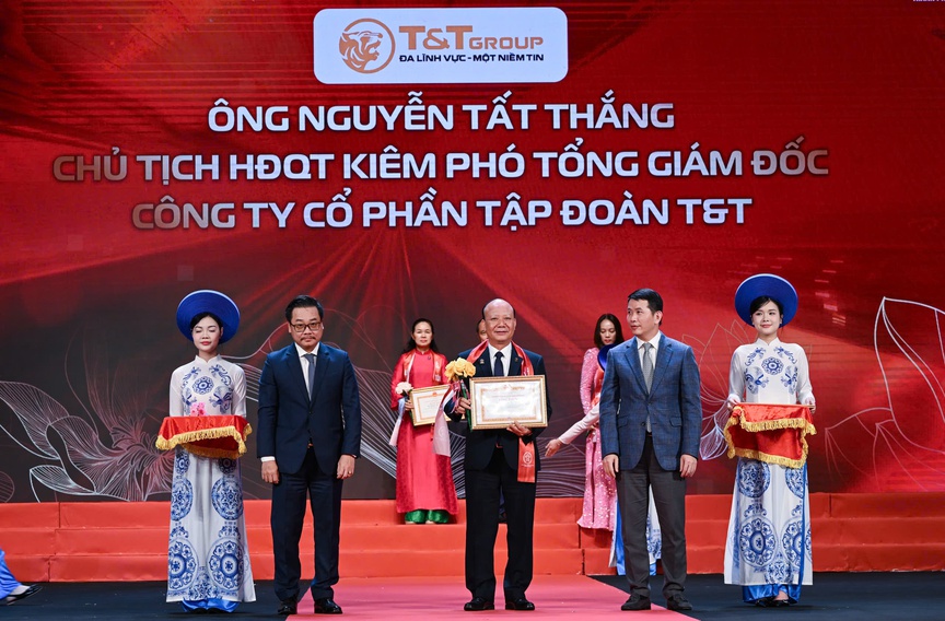 T&T Group được vinh danh tại Lễ tôn vinh doanh nhân, doanh nghiệp Thăng Long 2025- Ảnh 2.