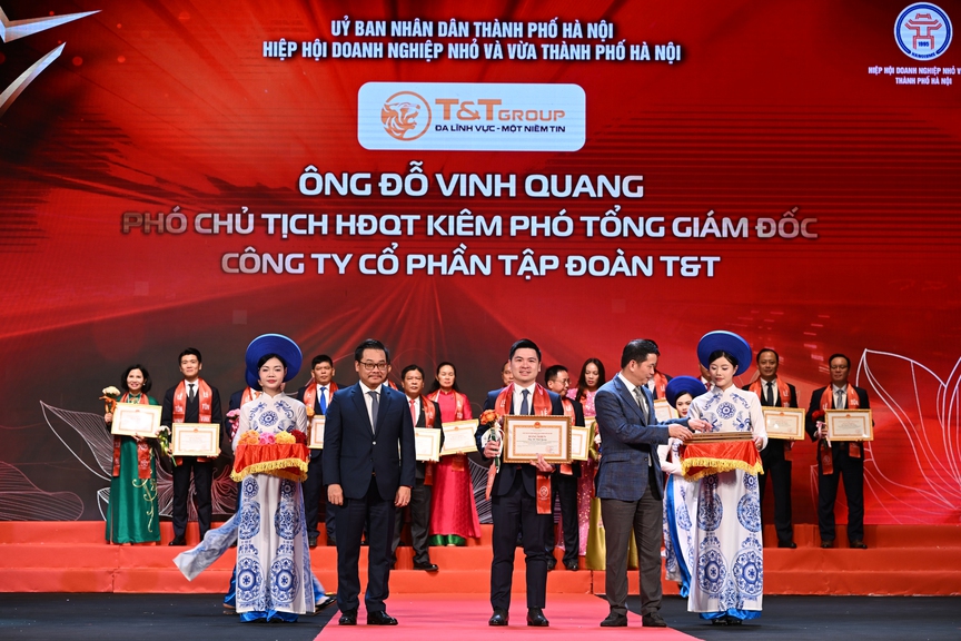 T&T Group được vinh danh tại Lễ tôn vinh doanh nhân, doanh nghiệp Thăng Long 2025- Ảnh 3.