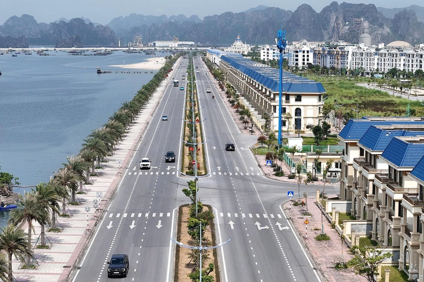 Đường bao biển Quảng Ninh: Tuyến đường ven biển đẹp nhất Việt Nam- Ảnh 9.