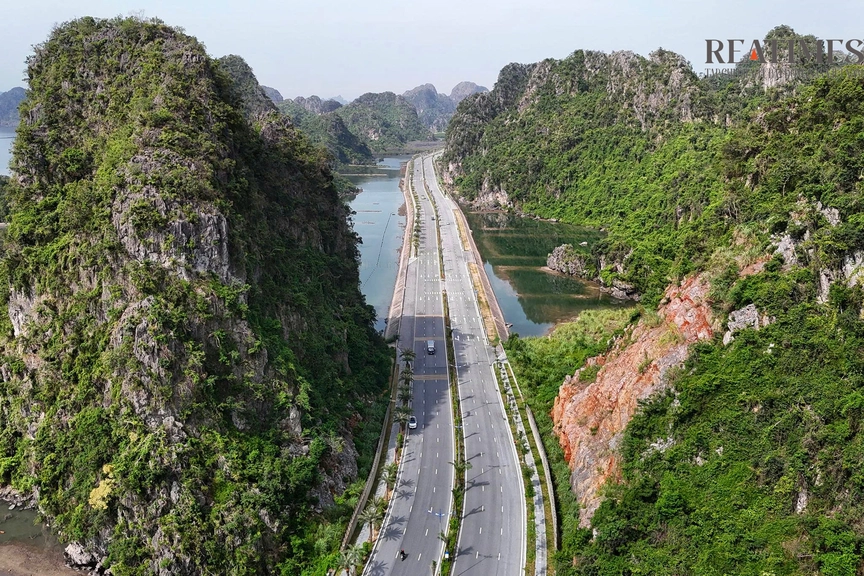 Đường bao biển Quảng Ninh: Tuyến đường ven biển đẹp nhất Việt Nam- Ảnh 5.