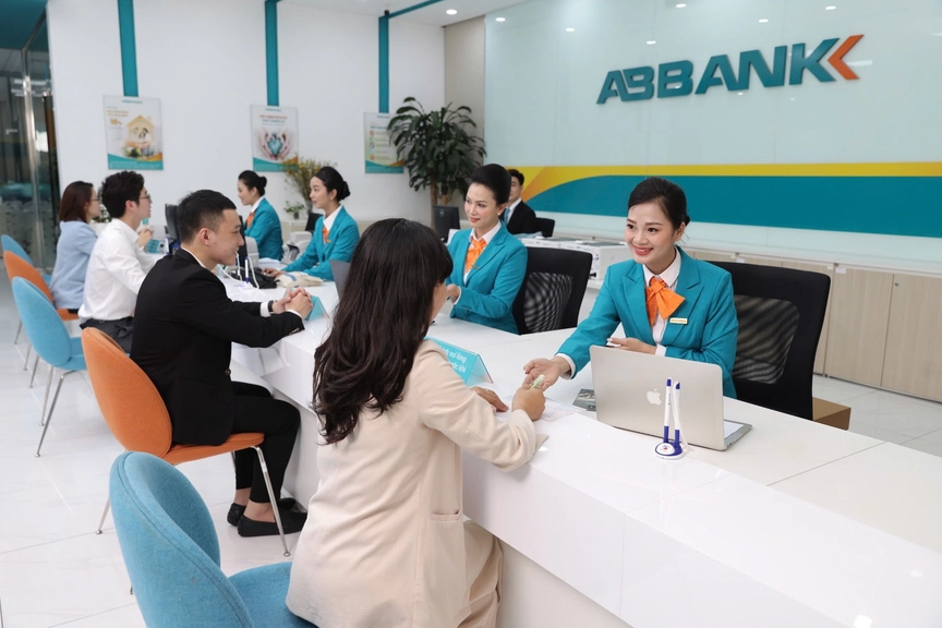 ABBank tăng tốc lợi nhuận, củng cố nội lực cho chu kỳ phát triển mới- Ảnh 1.