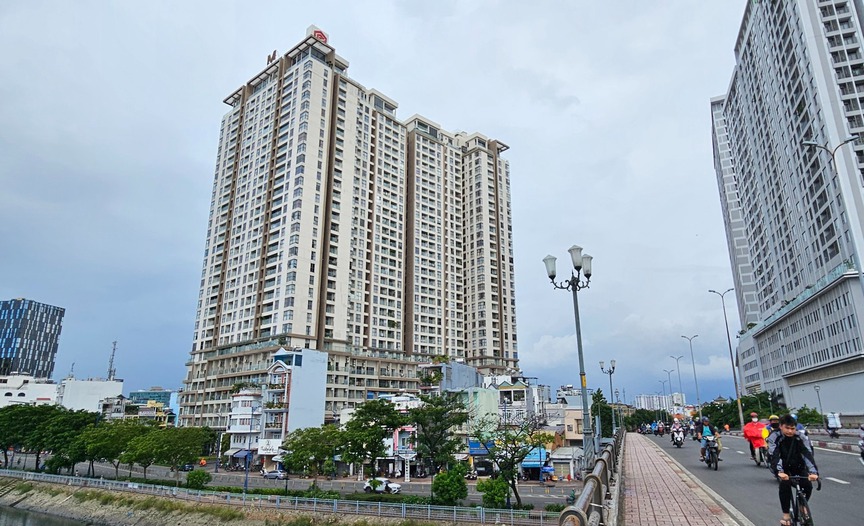 Khu đất 132 Bến Vân Đồn, TP. HCM. Nguồn ảnh: Báo Thanh Niên