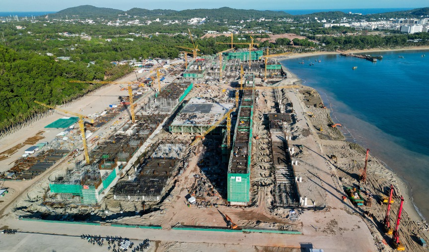Việt Nam sắp có trung tâm hội nghị lấn biển đầu tiên tại đặc khu lớn nhất cả nước: Quy mô 16ha với thế 'tựa sơn hướng hải', vốn đầu tư 22.000 tỷ- Ảnh 1.
