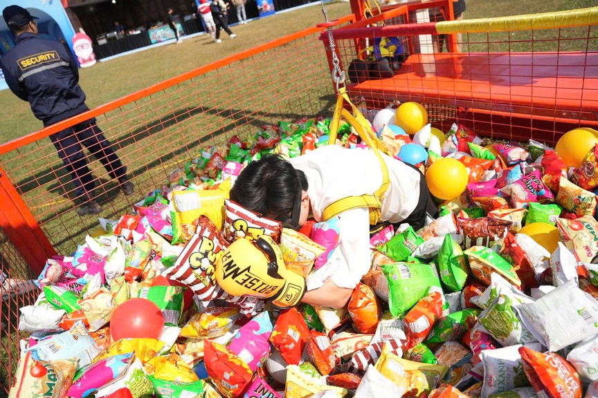 Đông Đúc Đủ Đầy: Lễ hội mùa đông đa trải nghiệm của Hà Nội dịp cuối năm- Ảnh 4.