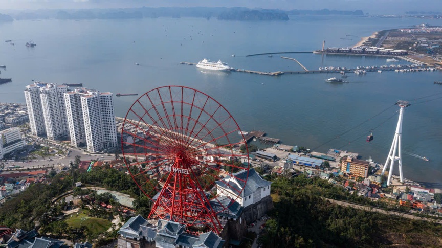 BĐS du lịch Quảng Ninh: “Miền đất hứa” của nhà đầu tư trong kỷ nguyên du lịch bứt phá- Ảnh 1. BĐS du lịch Quảng Ninh: “Miền đất hứa” của nhà đầu tư trong kỷ nguyên du lịch bứt phá- Ảnh 1.