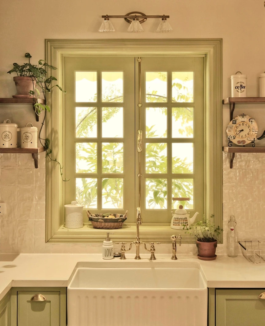 Căn bếp cottagecore đậm chất châu Âu giữa đời sống hiện đại- Ảnh 2. Căn bếp cottagecore đậm chất châu Âu giữa đời sống hiện đại- Ảnh 2.