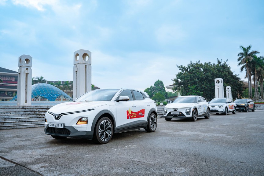 Người dùng Việt tâm đắc với VF 6: Giá hợp lý, trang bị chuẩn, vận hành xuất sắc- Ảnh 1.