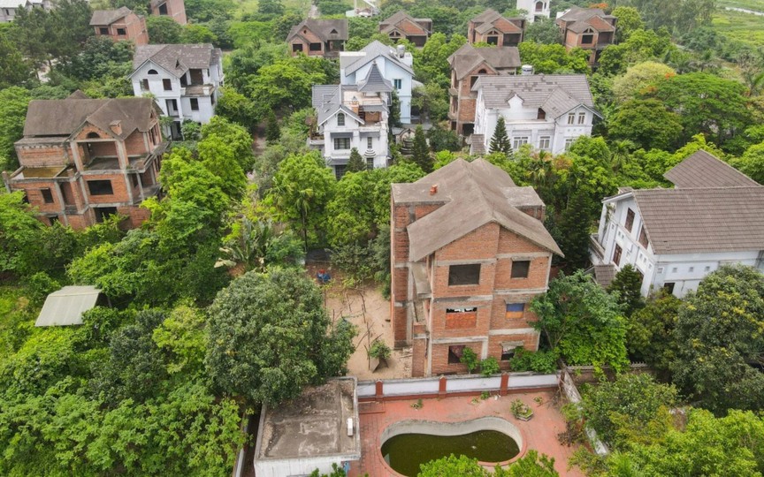 Sóng thật - sóng ảo: Giải mã dòng tiền bất động sản Việt- Ảnh 1.