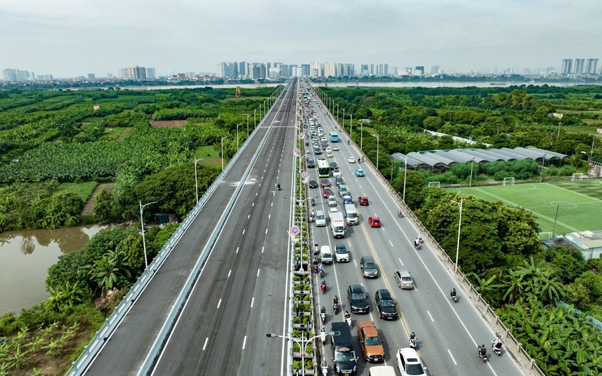 Sóng thật - sóng ảo: Giải mã dòng tiền bất động sản Việt- Ảnh 2.