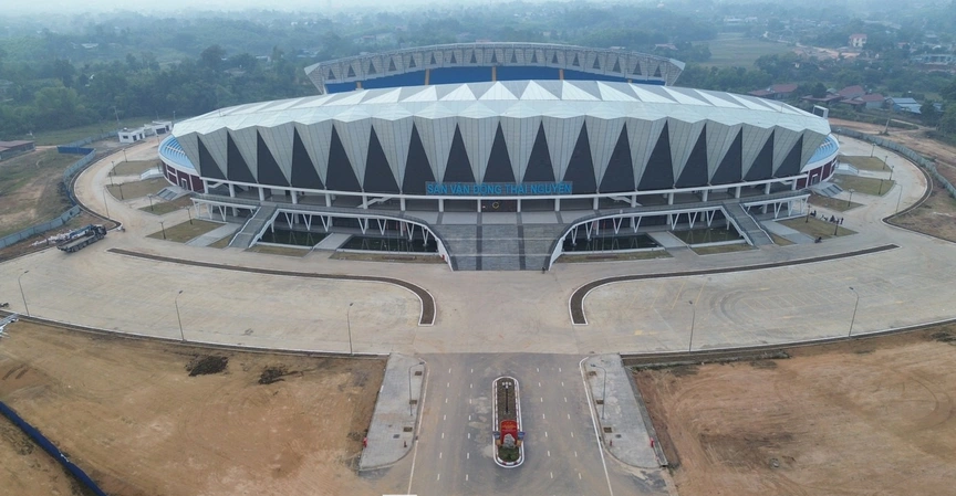 Chỉ 2 tuần nữa, chính thức khánh thành sân vận động 22.000 chỗ ngồi, lớn nhất miền núi phía Bắc- Ảnh 1.