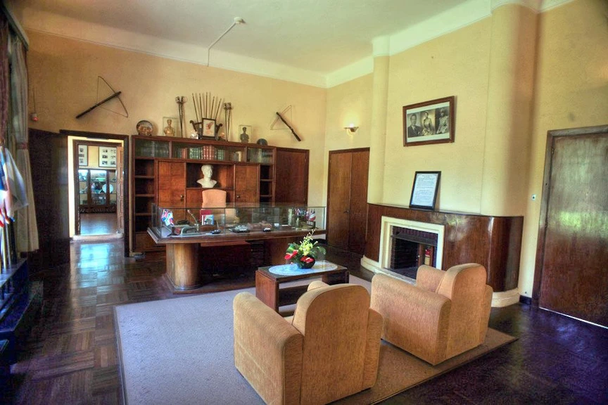 Dinh thự xa hoa của vị hoàng đế cuối cùng triều Nguyễn: Biểu tượng kiến trúc châu Âu một thời giữa lòng Đà Lạt- Ảnh 4. Dinh thự xa hoa của vị hoàng đế cuối cùng triều Nguyễn: Biểu tượng kiến trúc châu Âu một thời giữa lòng Đà Lạt- Ảnh 4.