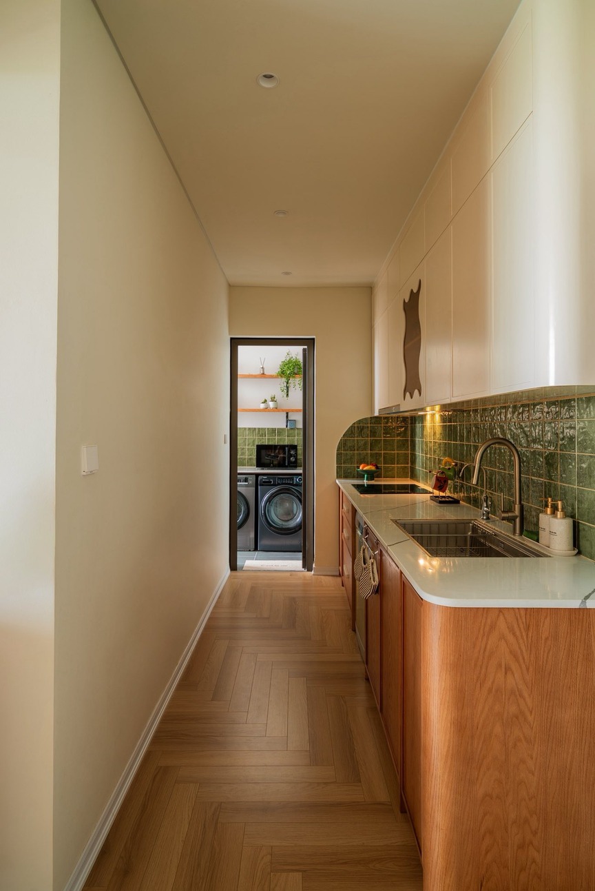 Tổ ấm 77m2 đậm tính nghệ sĩ: Căn hộ nhỏ mang hơi thở Địa Trung Hải và mid-century- Ảnh 8.